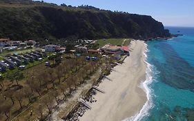 Villaggio Camping La Scogliera